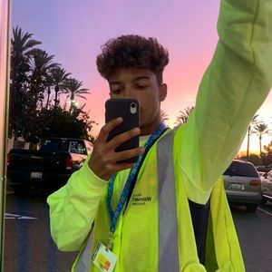 Meet your Posher, Isaac